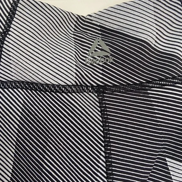 Adidas/Reebok Patterned High Rise Tights - Picture 3 of 3
